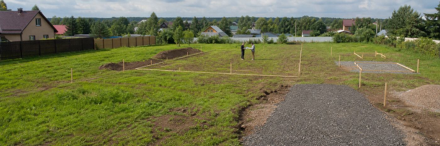 Планировка участка 12 соток с домом, въездом, инженерной зоной, садом и местом отдыха