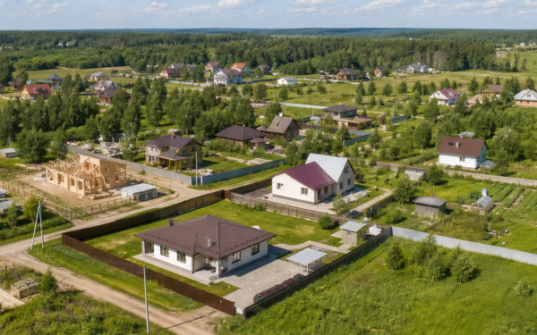 Банк.ДОМ.РФ снизил первоначальный взнос по ипотеке на ИЖС до 10%.