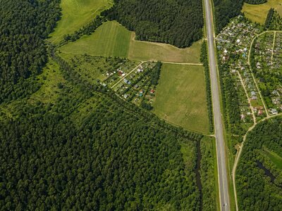 У нас отличная новость в продаже появилось 2,4 Га по выгодной цене.