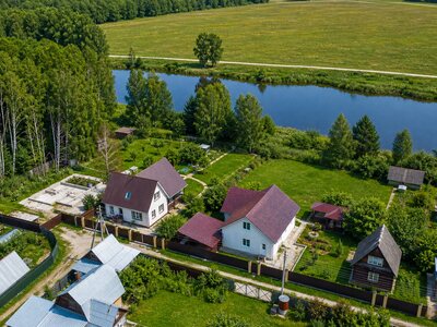 Продаются два Дома 156 кв. м. каменный и 72 кв. м. деревянный в поселке Топограф